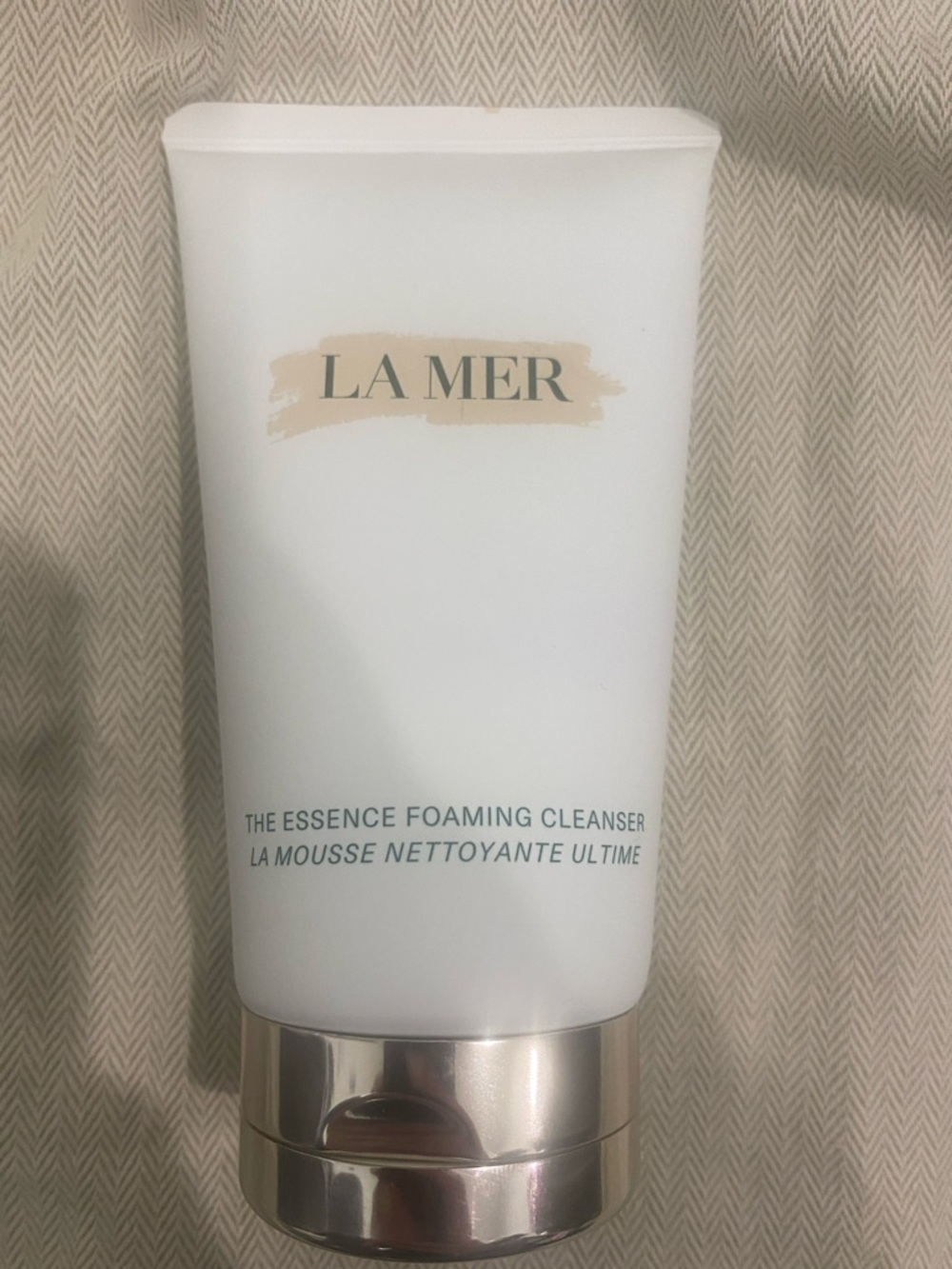 La Mer The Essence Foaming Cleanser - White & Silver